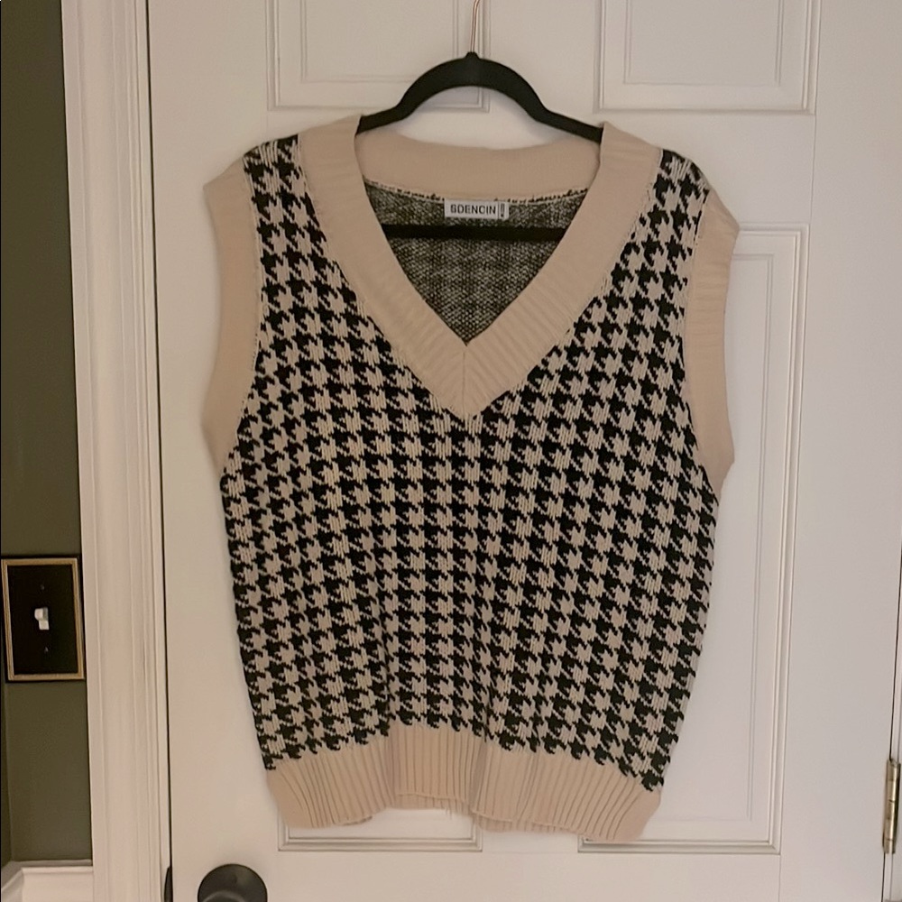 Black and Beige Houndstooth Sweater Vest
